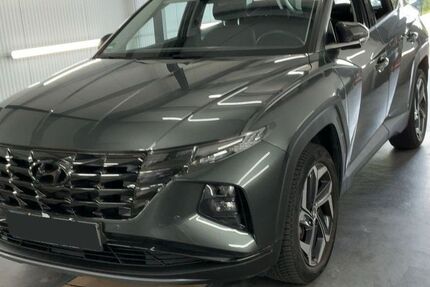 Hyundai TUCSON 28.300 km 22.800 &euro; Siegen 57072