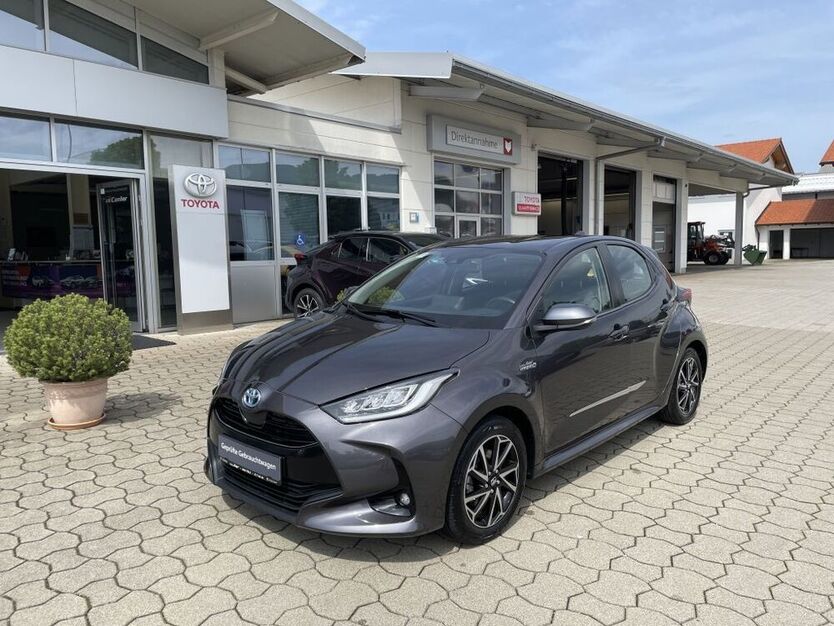 Yaris