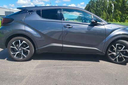 Toyota C-HR 73.000 km 20.200 € Ingolstadt 85055