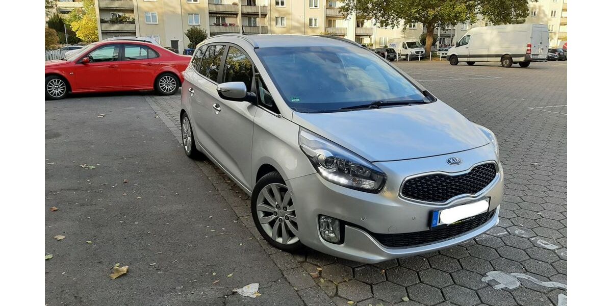 Kia Carens 128.000 km 10.300 &euro; Mönchengladbach 41069