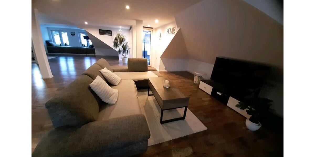 Moderne 3-Zimmer-Dachgeschosswohnung mit großer Dachterrasse 3 zimmer