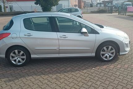 Peugeot 308 155.000 km 2.250 &euro; Schellerten 31174