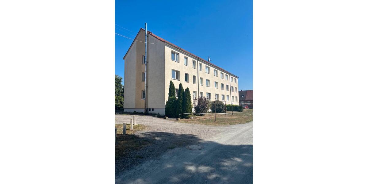 Erdgeschoßwohnung Stavenhagen - 2 Zimmer, 55 m&sup2;, 275&euro; | Angebot:26380501