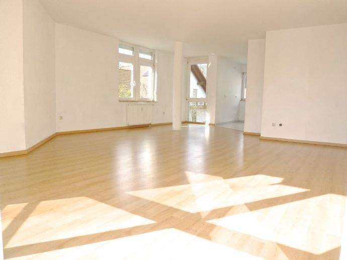 Etagenwohnung Nürnberg Eibach - 3 Zimmer, 98 m&sup2;, 1.300&euro; | Angebot:25567109