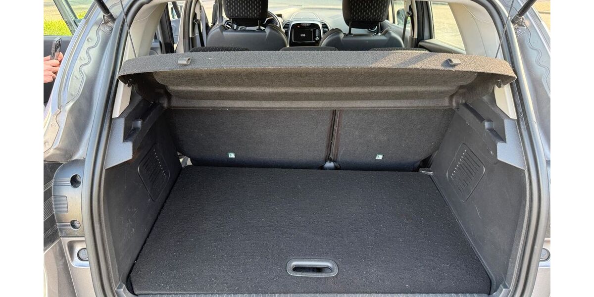 Renault Captur 109.000 km 9.750 &euro; Wiesbaden 65197