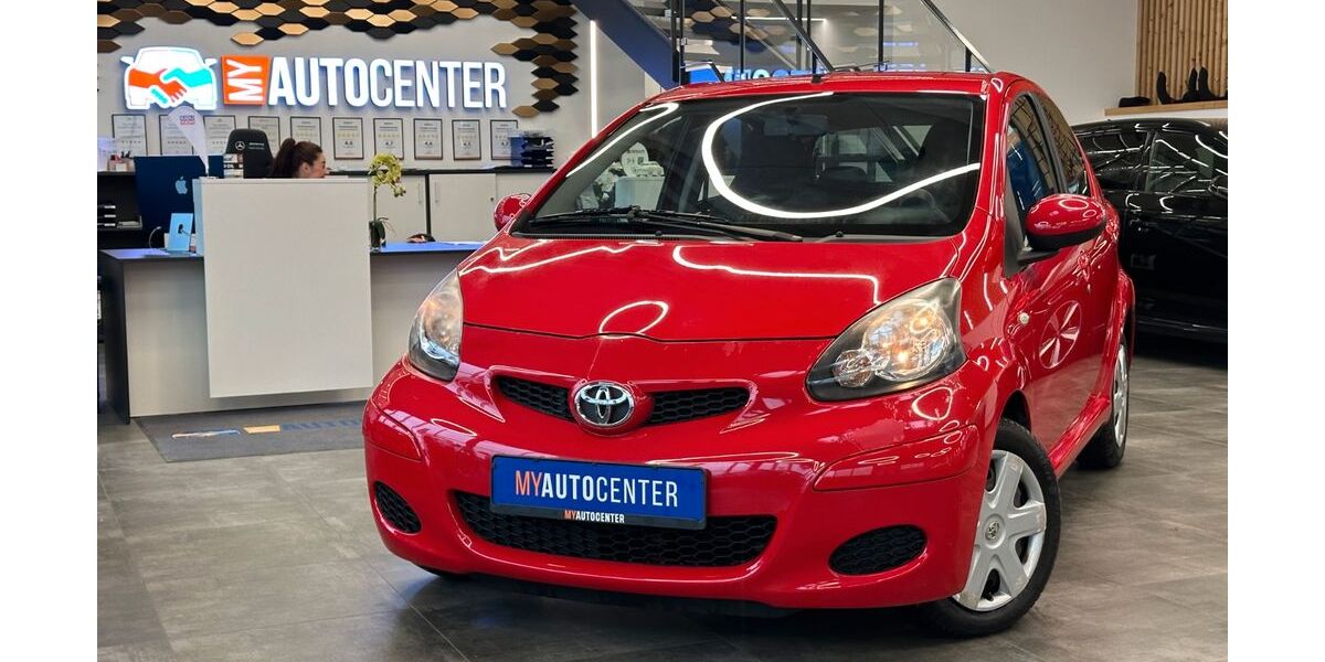 Toyota Aygo (X) 88.224 km 3.799 &euro; Pfaffenhofen 85276