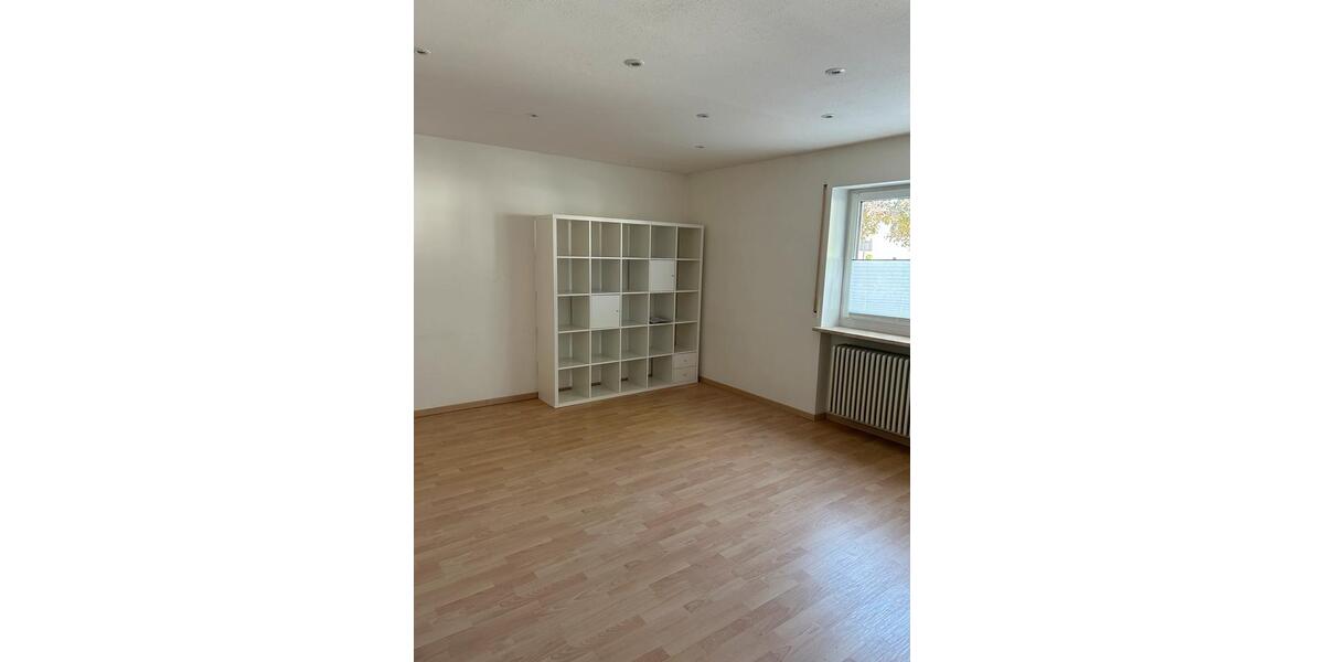Etagenwohnung Landshut Landshut-West - 1 Zimmer, 37 m&sup2;, 630&euro; | Angebot:26409155