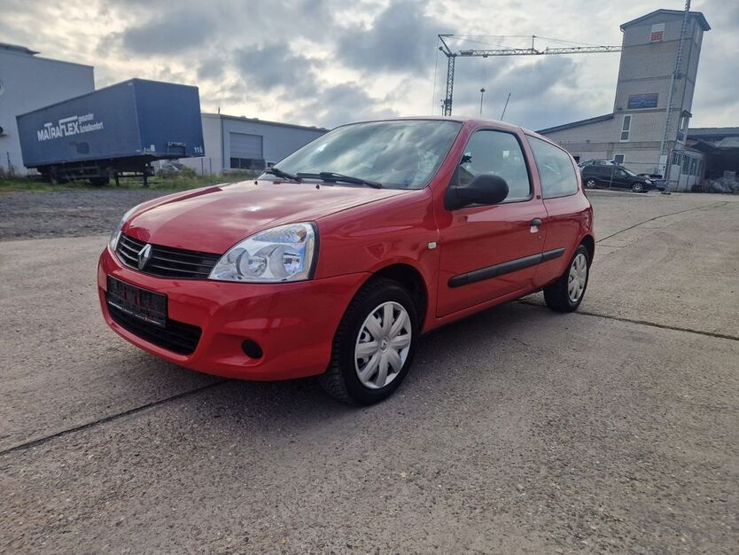 Renault Clio 165.000 km 1.500 € Rödermarkt 63322