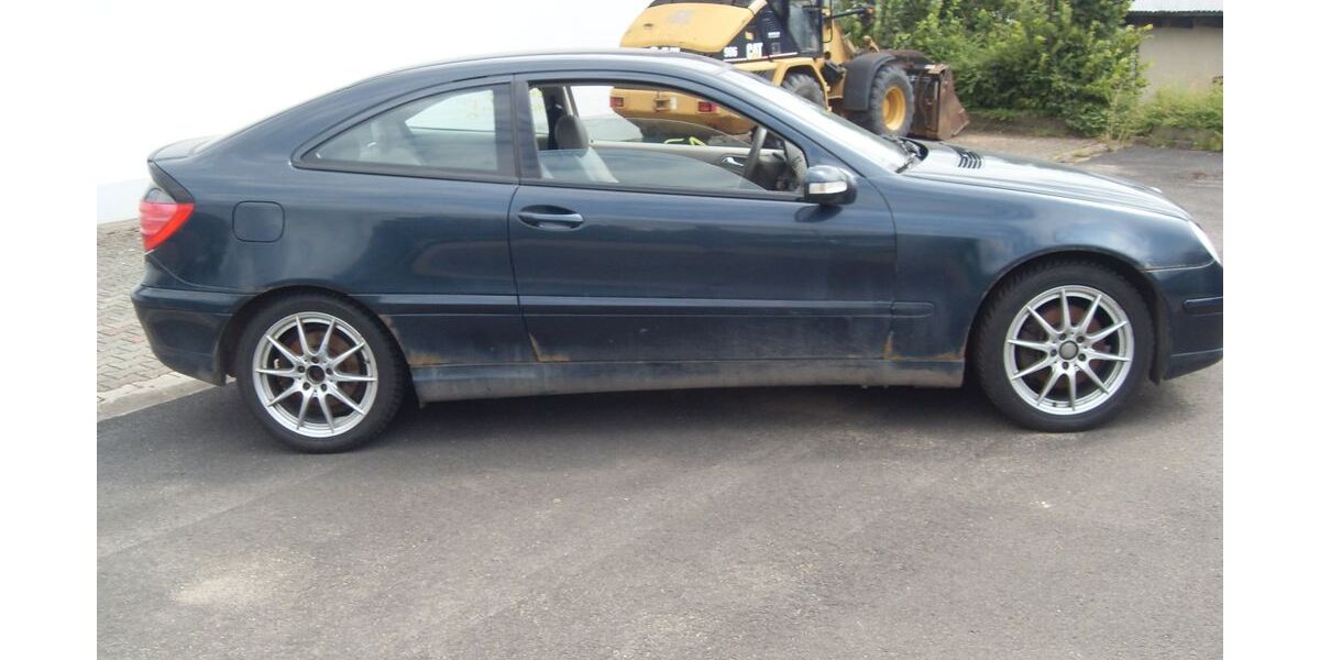 Mercedes-Benz CE 230 111.654 km 1.299 &euro; Waldsassen 95652