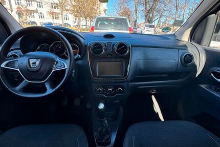 Dacia Lodgy 204.653 km 6.500 &euro; Frankfurt (Oder) 15230