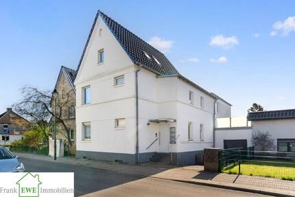 Haus Düsseldorf Hassels Hassels - 8 Zimmer, 230 m&sup2;, 759.000&euro; | Angebot:26363078