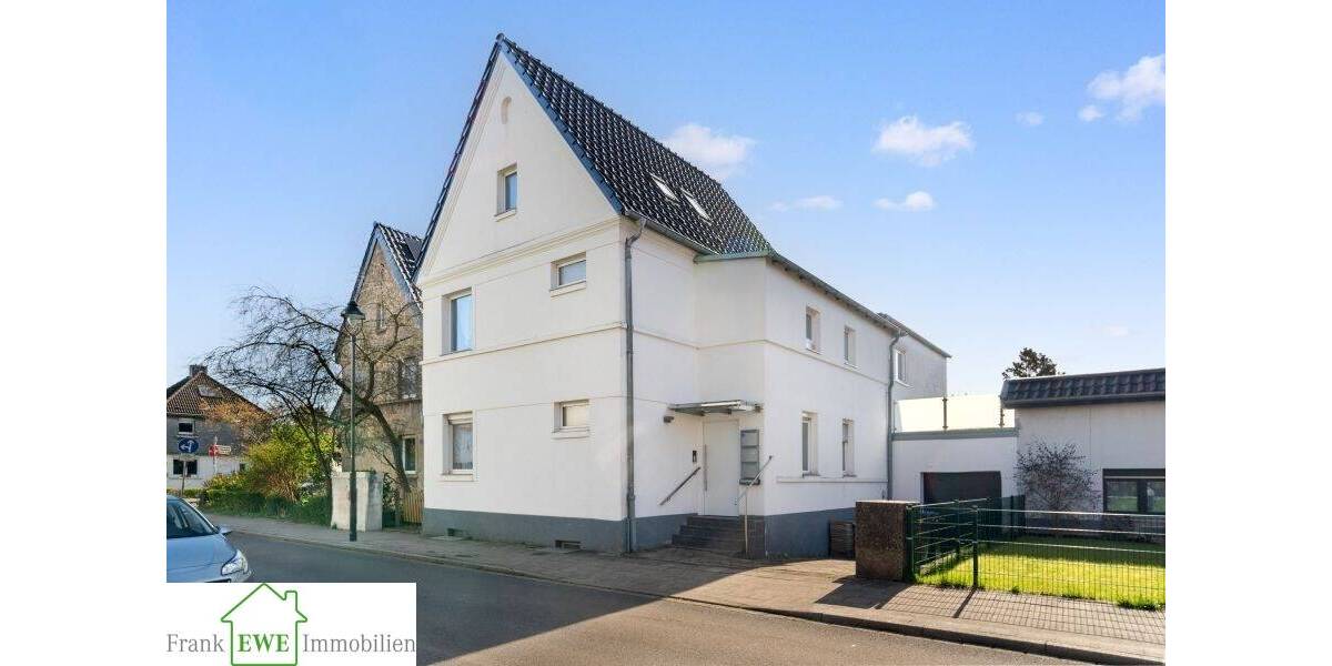 Mehrfamilienhaus, Wohnhaus Düsseldorf Hassels Hassels - 8 Zimmer, 230 m&sup2;, 759.000&euro; | Angebot:26363078