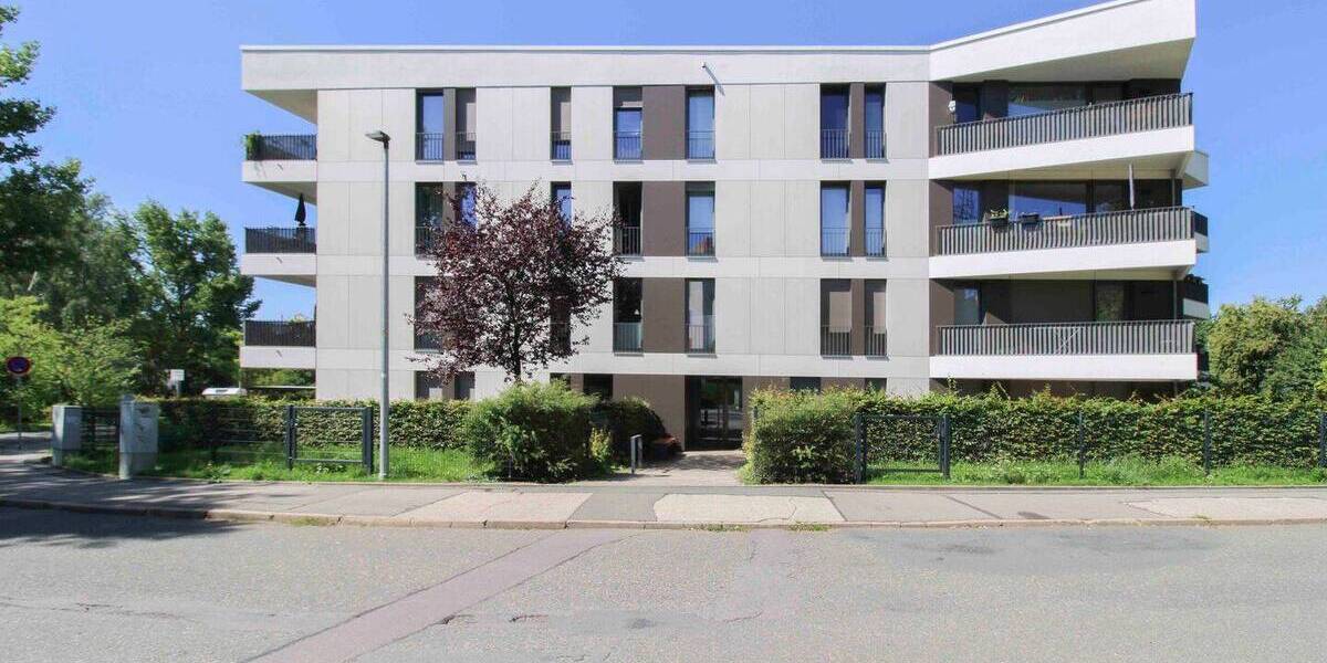 Etagenwohnung Chemnitz Hutholz - 4 Zimmer, 107 m&sup2;, 299.000&euro; | Angebot:26731185