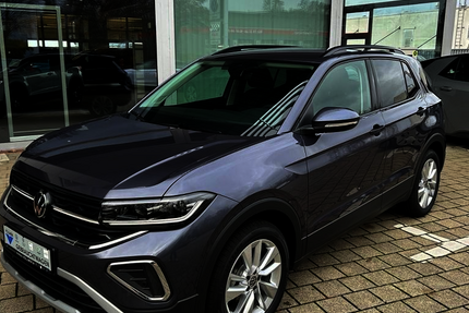 VW T-Cross 1.510 km 27.880 &euro; Müllheim 79379