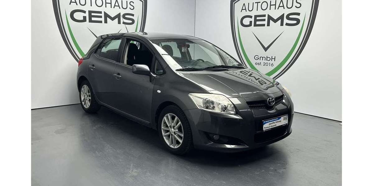 Toyota Auris 149.890 km 3.990 &euro; Königswinter 53639