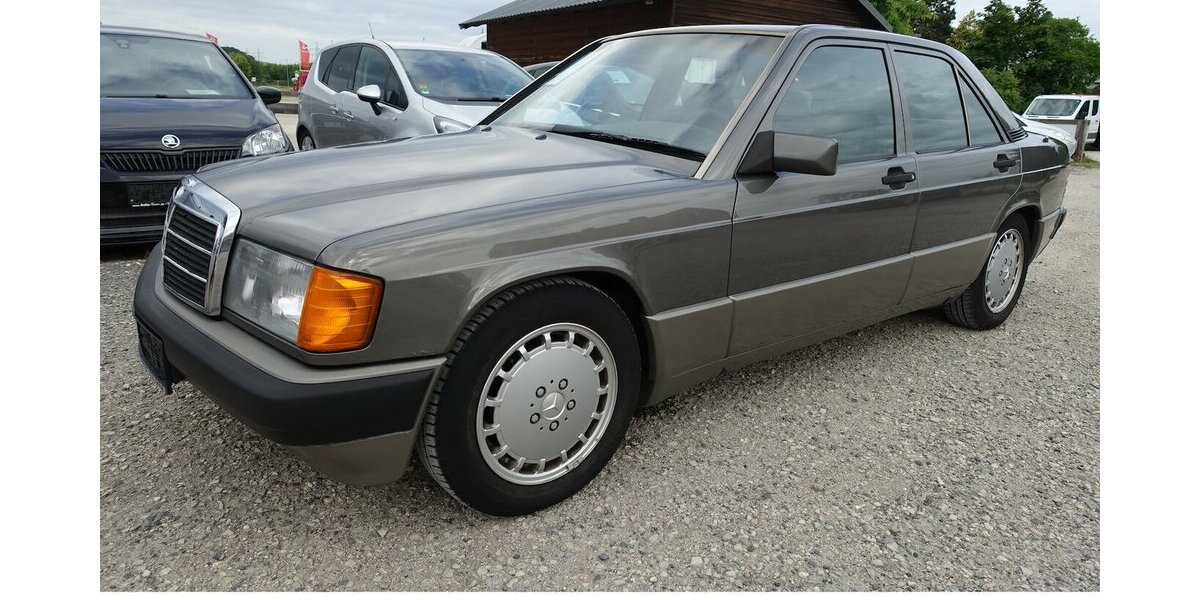 Mercedes-Benz 190 E 2.3 H-Kennz. Oldtimer eSHSD Verschl-t. neu g 212.900 km 7.950 &euro; Neumarkt/OPf 92318