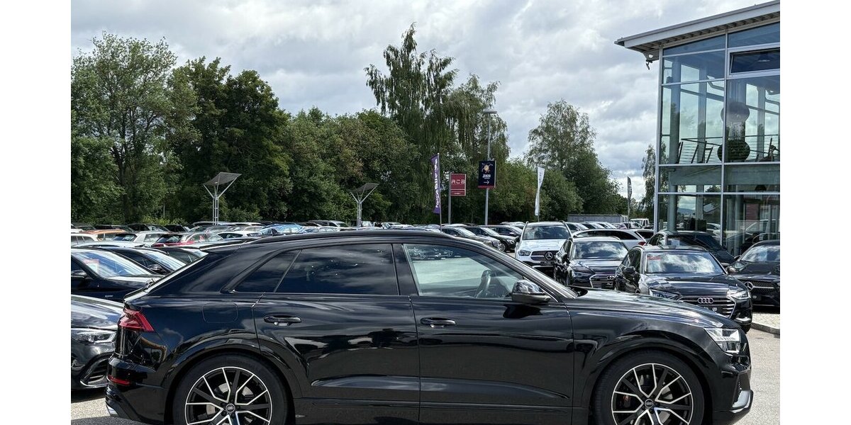 Audi SQ8 4.0 TFSI quattro HUD/MATRIX/MEMORY/360°/B&O 57.619 km 74.800 &euro; Villingen-Schwenningen 78054