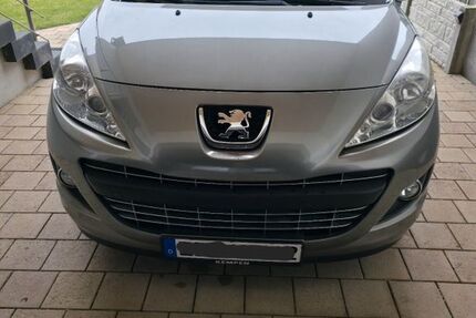 Peugeot 207 43.650 km 5.500 &euro; Raguhn 06779