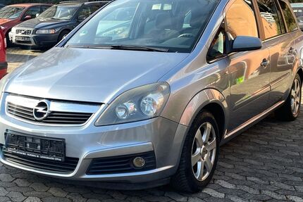 Opel Zafira 233.000 km 1.390 &euro; Gleichen 37130