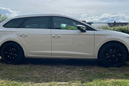 Seat Leon 216.000 km 8.300 &euro; Leipzig 04177