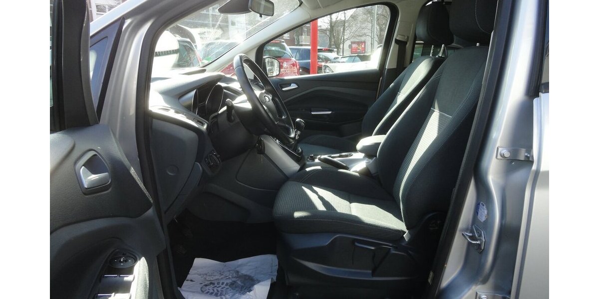 Ford C-Max Champion Editi. Z.Riemen+Ölpumpe+Turbo Neu 131.000 km 5.790 &euro; Neuss 41462