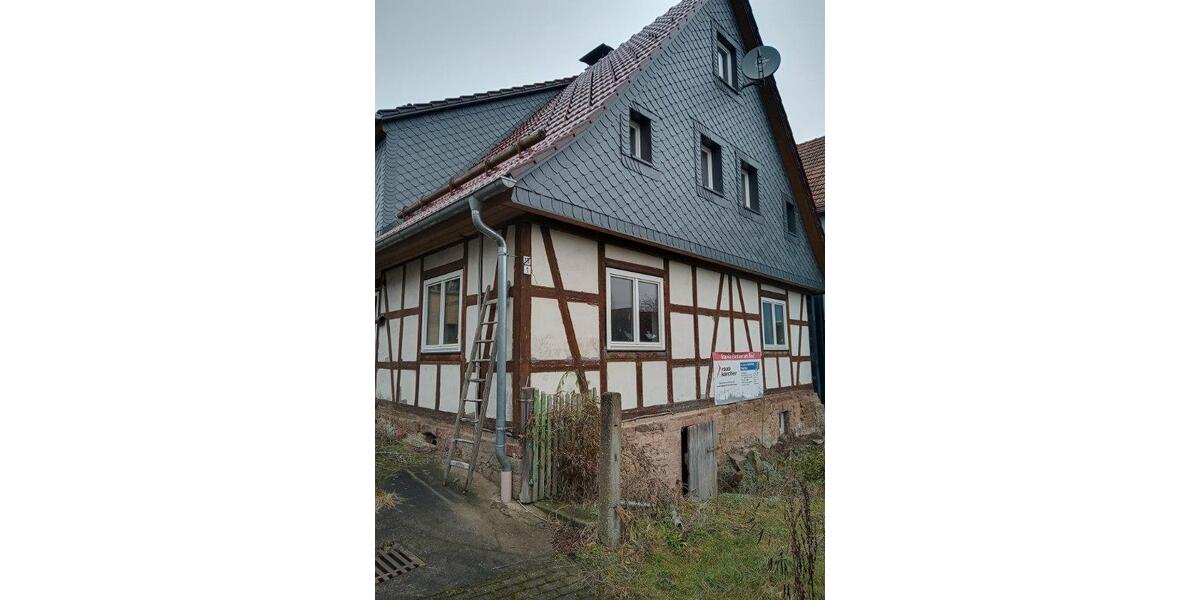 Einfamilienhaus Schleusingen - 8 Zimmer, 160 m&sup2;, 95.000&euro; | Angebot:26712992