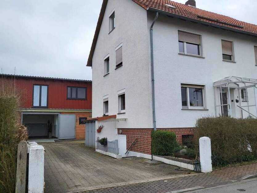 Haus zum Kaufen in Wehretal OT Reichensachen 220.000 € 360 m²