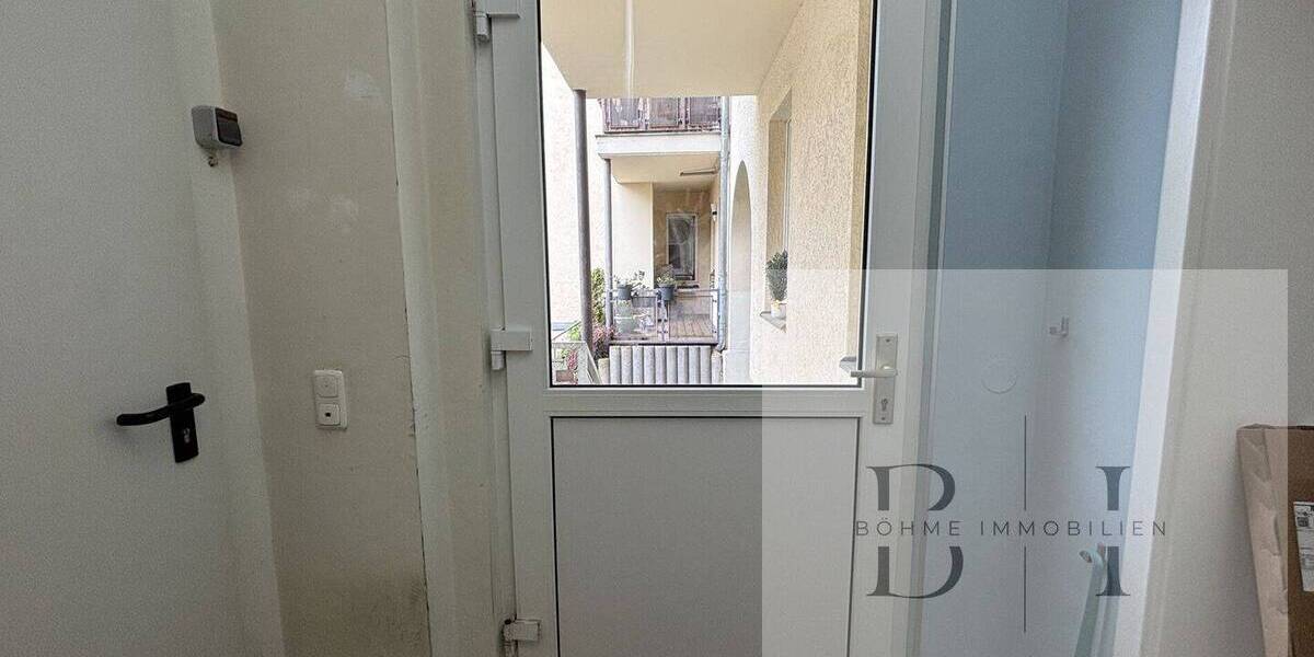 Etagenwohnung Gera Innenstadt - 3 Zimmer, 105 m&sup2;, 89.000&euro; | Angebot:26804301