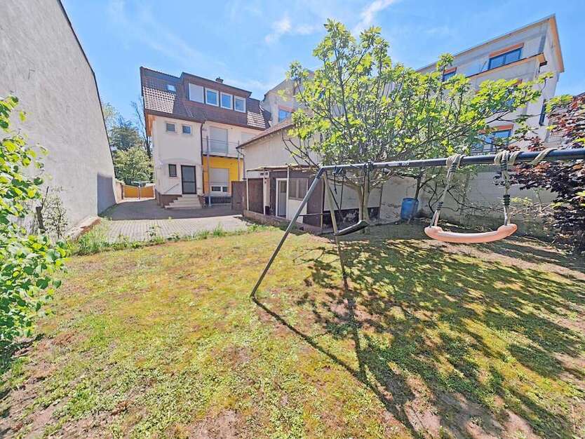 Haus zum Mieten in Wiesloch 1.219 € 137 m² 6 zimmer