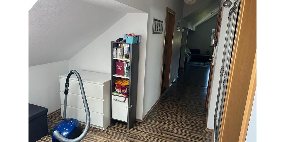 Dachgeschoßwohnung Bühl - 2.5 Zimmer, 68 m&sup2;, 700&euro; | Angebot:25561233