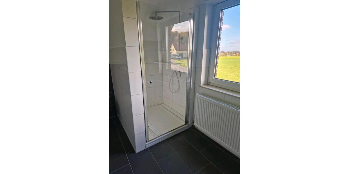 Einfamilienhaus Lotte - 8 Zimmer, 270 m&sup2;, 1.700&euro; | Angebot:25563059