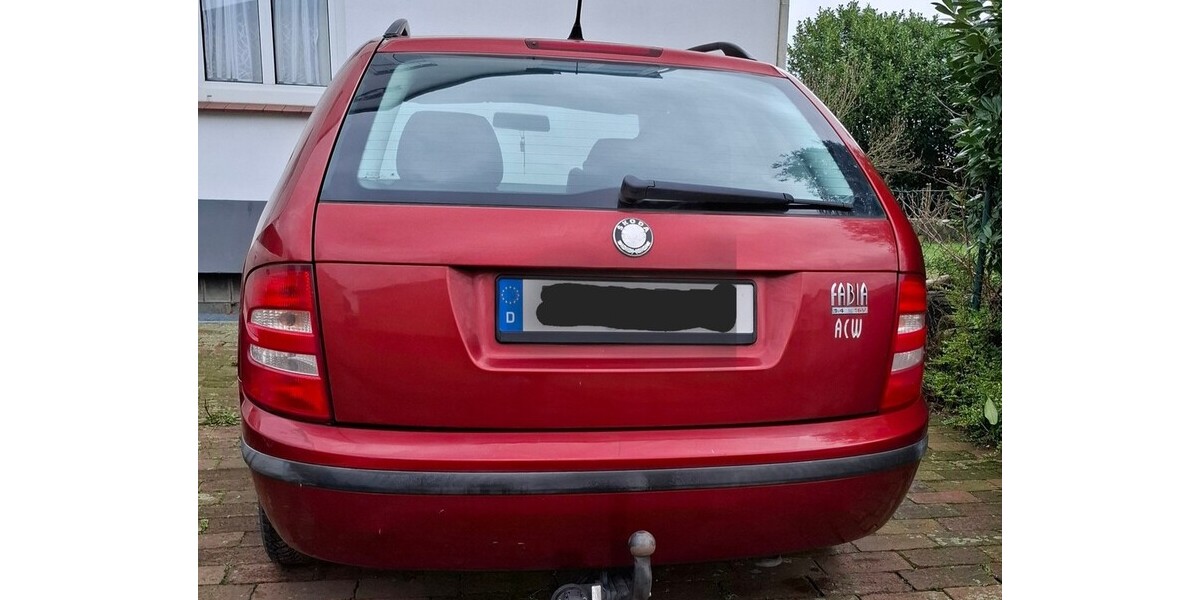 Skoda Fabia Combi 151.000 km 1.750 &euro; Drentwede 49406