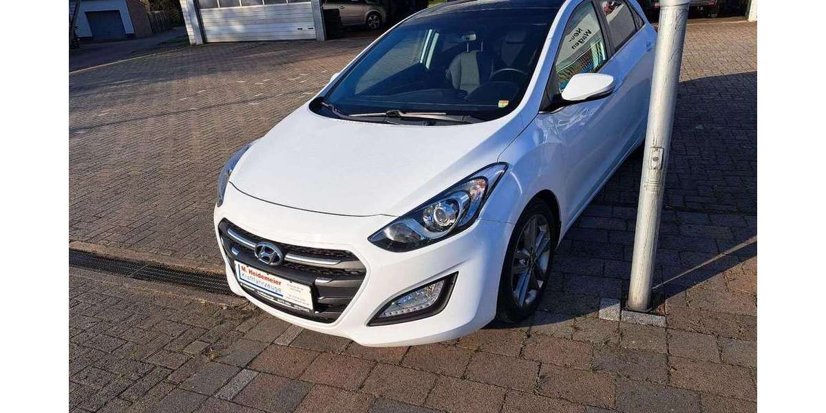 Hyundai i30 97.086 km 11.950 &euro; Hille 32479