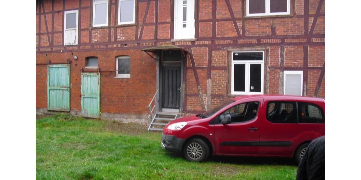 Bauernhaus, Landhaus Einbeck - 9 Zimmer, 230 m&sup2;, 175.000&euro; | Angebot:25403149