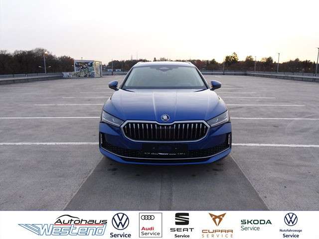 Skoda Superb 5.000 km 51.960 &euro; München 80686