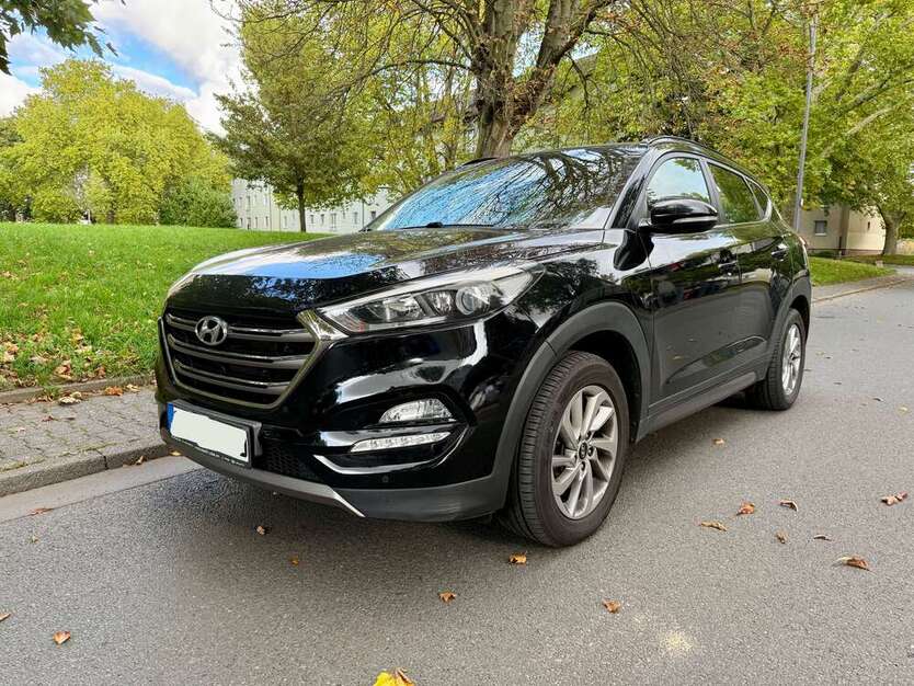 Hyundai TUCSON 166.500 km 12.990 € Frankfurt 60431