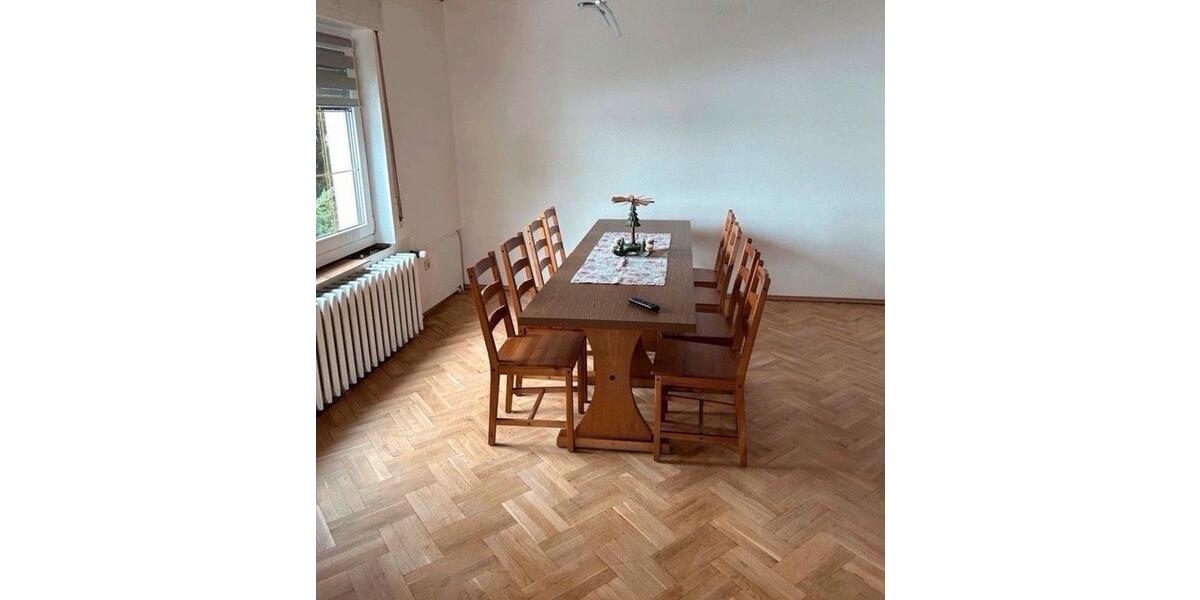 Einfamilienhaus Weinböhla - 5 Zimmer, 170 m&sup2;, 300.000&euro; | Angebot:27006211