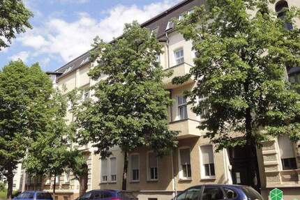 Wohnung Dessau-Roßlau Innenstadt - 2 Zimmer, 70 m&sup2;, 375&euro; | Angebot:26376607