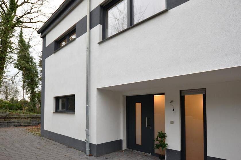 Großzügige Neubau-Doppelhaushälfte mit 2 Stellplätzen + Garten zimmer