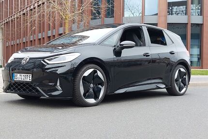 VW ID.3 17.000 km 40.499 &euro; Braunschweig 38104