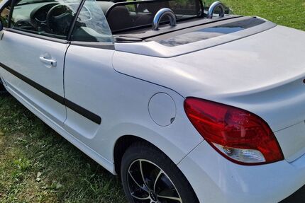 Peugeot 207 140.000 km 3.350 &euro; Käbschütztal 01665