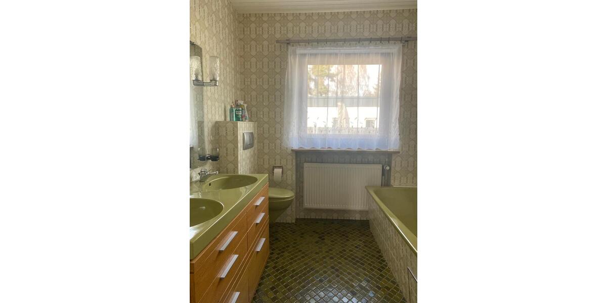 Bungalow Bayreuth Meyernberg - 4 Zimmer, 163 m&sup2;, 609.000&euro; | Angebot:26865635