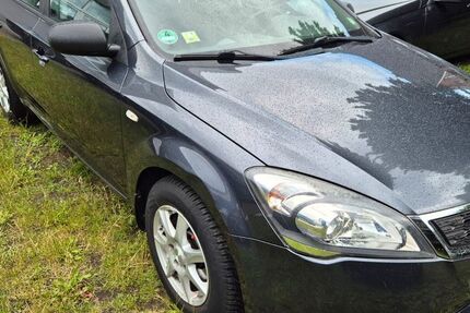 Kia ceed / Ceed 153.000 km 2.490 &euro; Norderstedt / Hamburg 22851