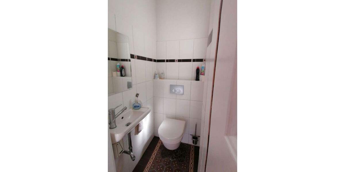 Einfamilienhaus Neuwied Segendorf - 6 Zimmer, 131 m&sup2;, 1.200&euro; | Angebot:25051706