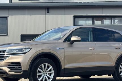 VW Touareg 82.000 km 39.900 € Allersberg 90584