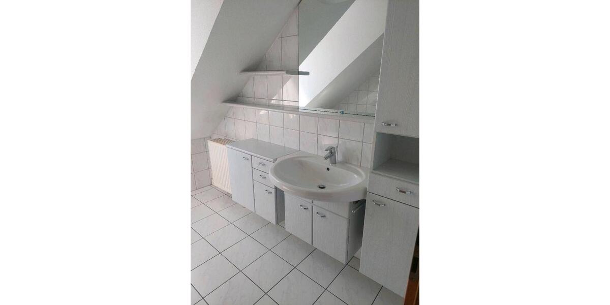 Dachgeschoßwohnung Bielefeld Jöllenbeck - 2 Zimmer, 63 m&sup2;, 620&euro; | Angebot:26397793