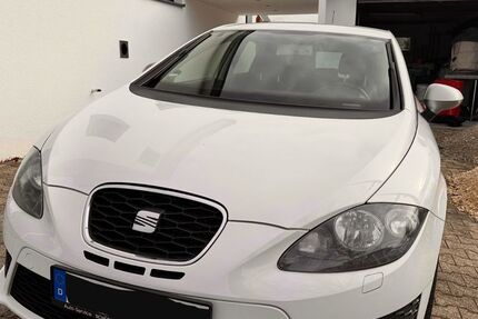 Seat Leon 195.000 km 5.790 &euro; Salach 73084