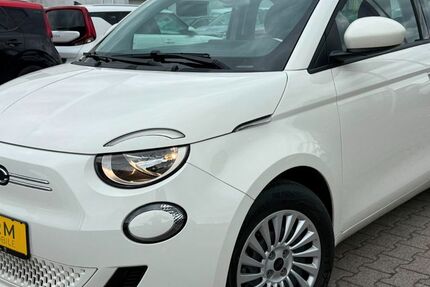 Fiat 500e 17.312 km 15.990 &euro; Fulda 36043
