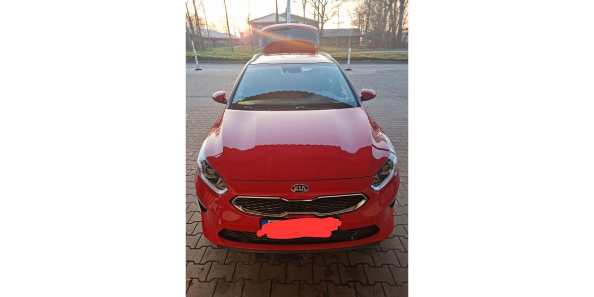Kia ceed Sportswagon 69.300 km 17.300 &euro; Cuxhaven 27472