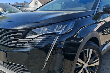 Peugeot 5008 124.111 km 15.351 &euro; Wölfersheim 61200